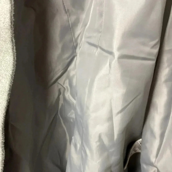 -H & M WOMENS SIZE 6 BELTED COAT GRAY SNAP BUTTONS LINED POCKETS POLY ELASTANE - Picture 12 of 12